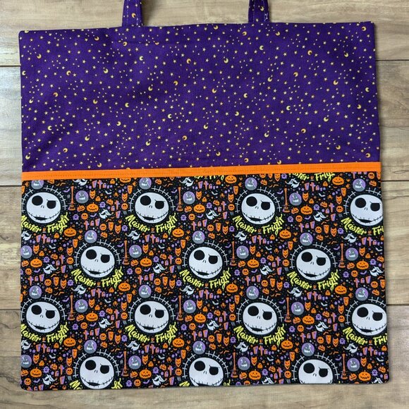 NEW!! Handmade NIGHTMARE BEFORE CHRISTMAS Kids Pocket Reading Pillow 16x16 - Picture 1 of 5